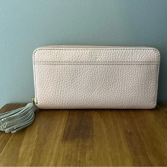 Fossil wallet - Picture 1 of 1